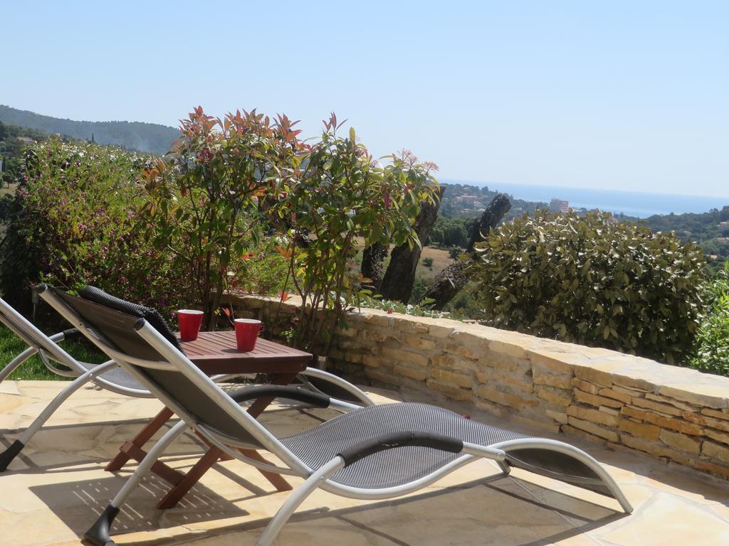 Villa Les Coralines Ле Исамбр Екстериор снимка